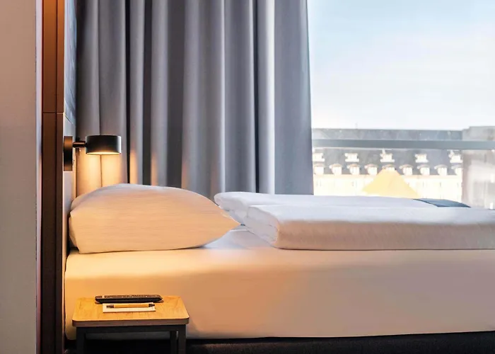Frankfurt-airport 3*
