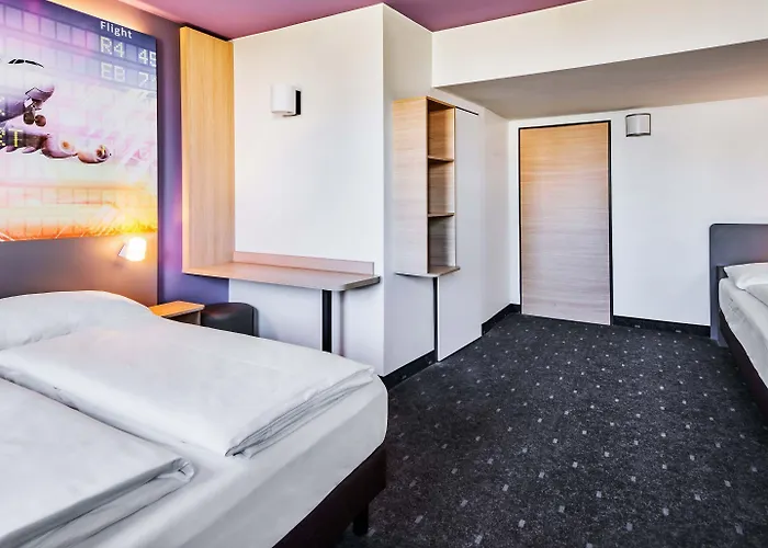 Frankfurt-airport 3*
